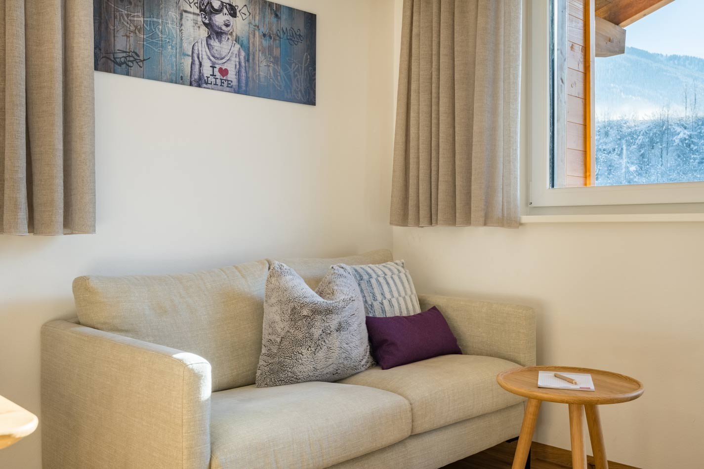 Couch im Appartement F1/F2