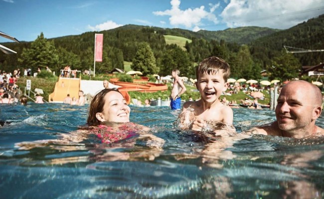 Wasserwelt Wagrain - ideal für Familien beim Familienurlaub in unseren Appartements