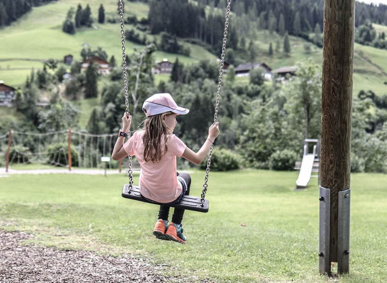 Holiday moments while swinging and playing in the midst of nature &copy; Wagrain-Kleinarl Tourism