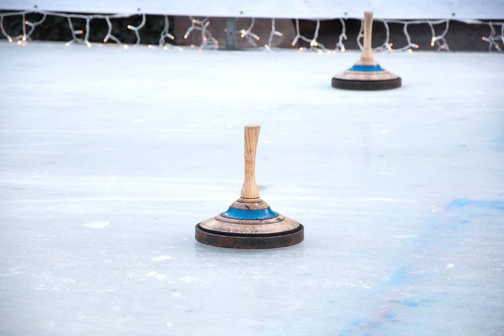 Eisstockschießen im Winterurlaub in Wagrain